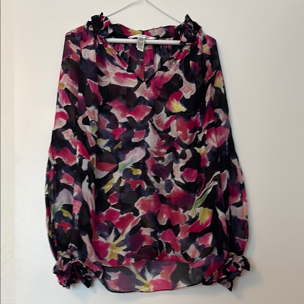 Diane Von Furstenberg Ruffled Long Sleeve Blouse in Pink and Cream